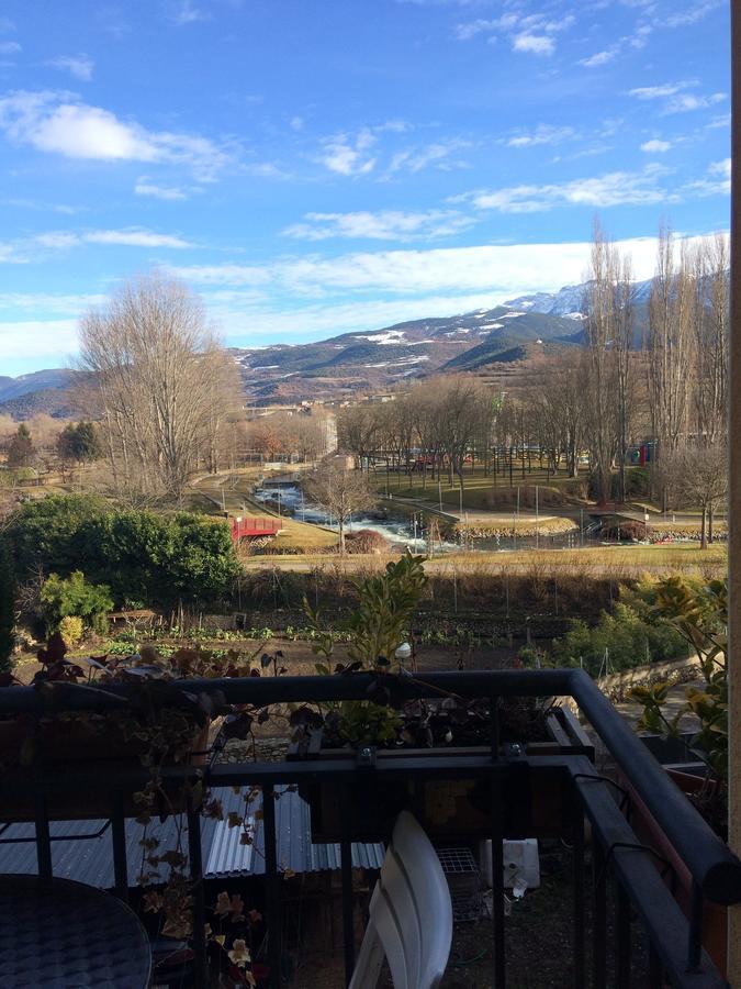 Casa Catharina Acomodação com café da manhã La Seu d'Urgell Exterior foto